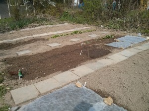 Garten im April nach Aussaat